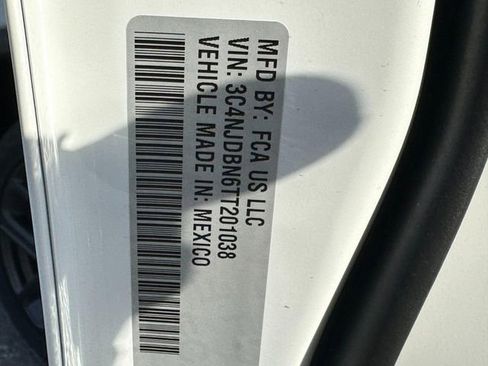 New 2026 Jeep Compass Latitude image 14