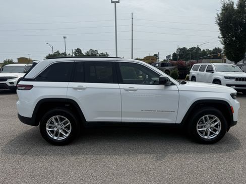New 2026 Jeep Grand Cherokee Laredo X RWD image 11