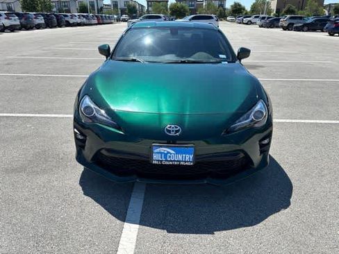 Used 2020 Toyota 86 RWD image 8