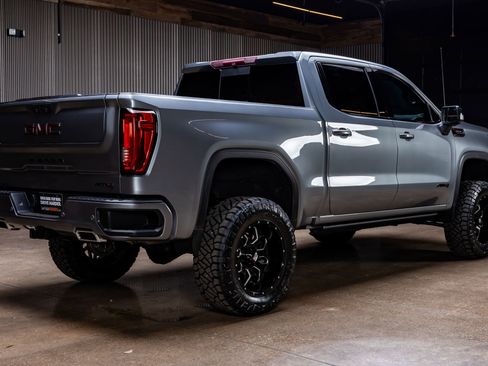 Used 2019 GMC Sierra 1500 AT4 w/ AT4 Premium Package image 9