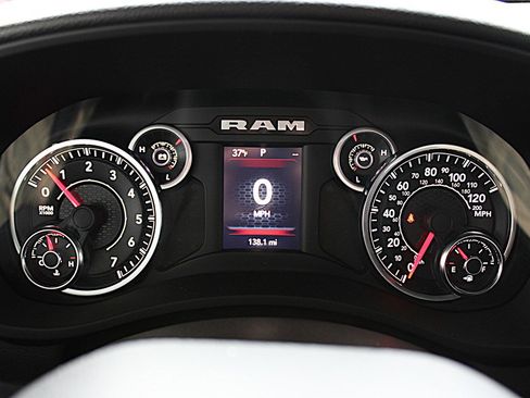 Used 2023 RAM 3500 Tradesman w/ Convenience Group image 26