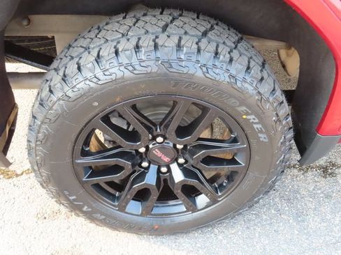 Used 2024 GMC Sierra 1500 Elevation AWD/4WD image 14