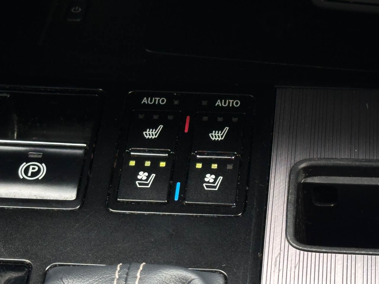 Used 2021 Lexus RX 350 F Sport w/ Cold Area Package (CT) AWD/4WD image 4
