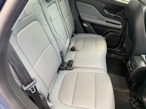 Used 2022 Lincoln Corsair AWD w/ Premium Package image 16