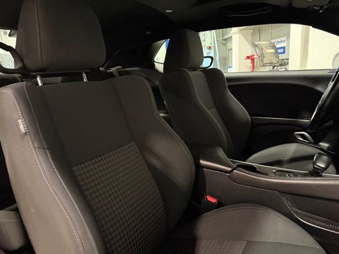 Used 2019 Dodge Challenger R/T image 20