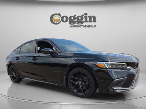 Used 2023 Honda Civic Sport image 7