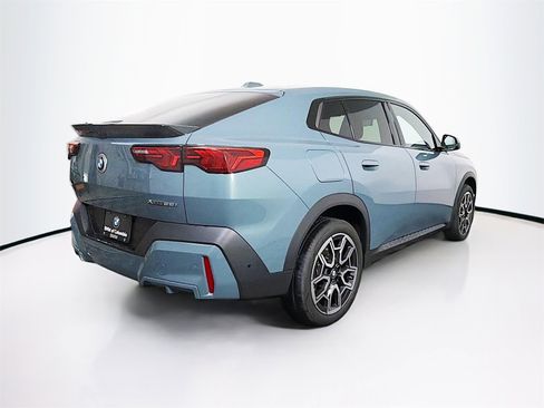 Used 2024 BMW X2 xDrive28i w/ Premium Package image 7