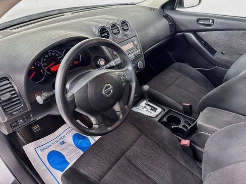 Used 2012 Nissan Altima 2.5 S FWD image 9