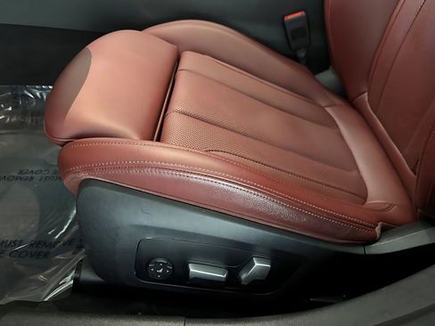 Used 2022 BMW 330i 330i w/ Driving Assistance Package image 14