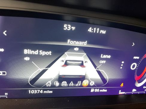 Used 2024 Nissan Rogue SL w/ SL Premium Package image 10