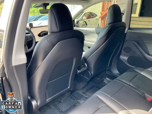 Used 2022 Tesla Model Y Performance image 33
