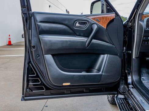 Used 2019 INFINITI QX80 Luxe w/ 22" Wheel Package RWD image 35