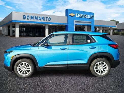 New 2026 Chevrolet TrailBlazer LS w/ LS Convenience Package FWD image 2