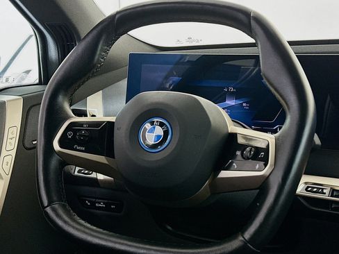 Used 2023 BMW iX xDrive50 w/ Premium Package image 8