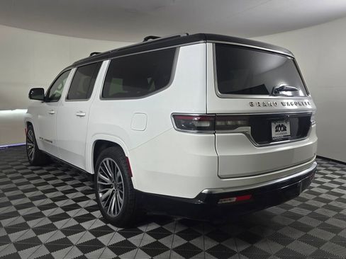 Used 2024 Jeep Grand Wagoneer L Series III AWD/4WD image 5