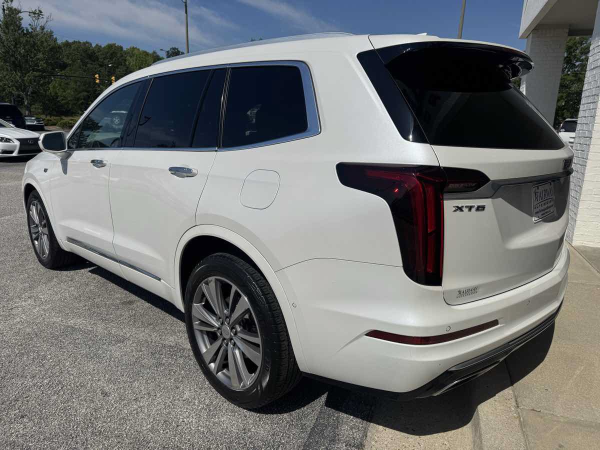 Used 2020 Cadillac XT6 Premium Luxury FWD image 8
