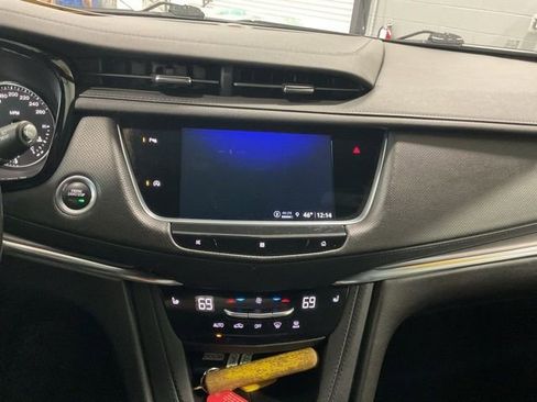 Used 2021 Cadillac XT5 Luxury image 16