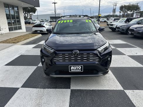 Used 2025 Toyota RAV4 Limited image 2