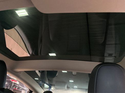 Used 2023 Tesla Model 3 Standard Range RWD image 33