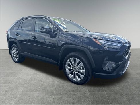 Used 2024 Toyota RAV4 XLE Premium image 8