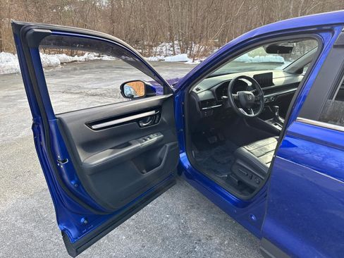 Used 2024 Honda CR-V EX-L image 12