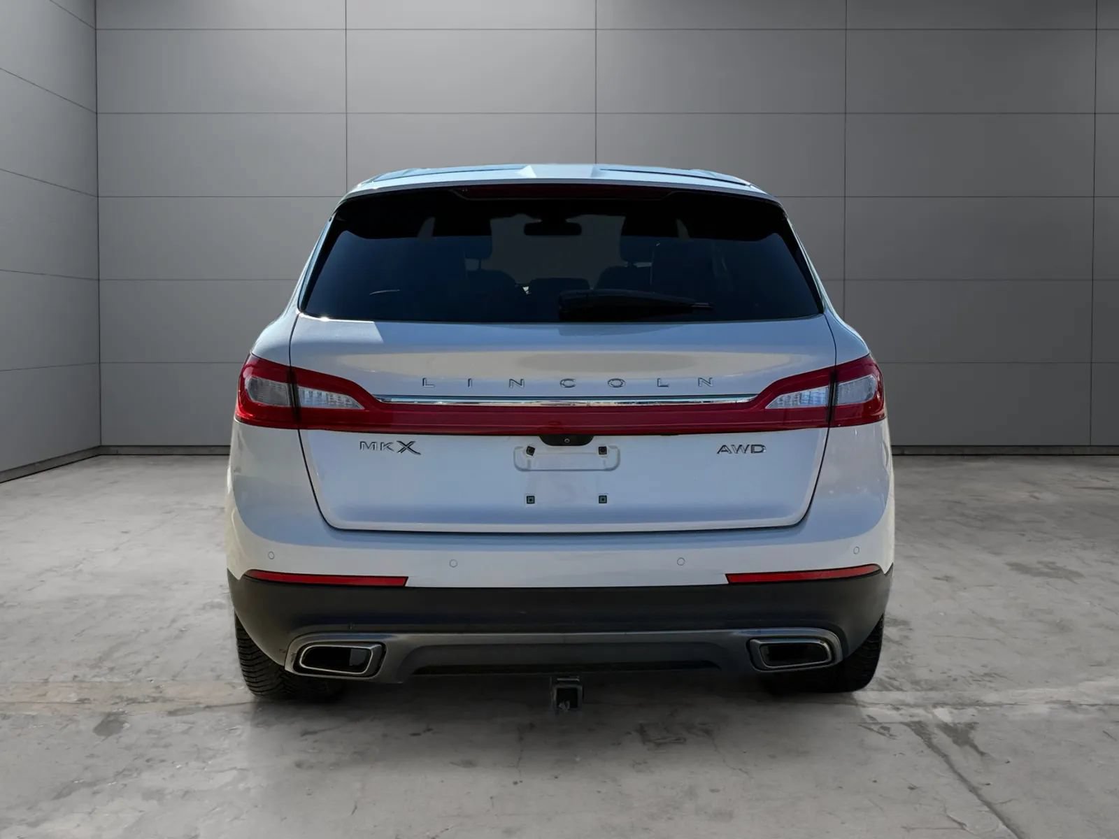 Used 2018 Lincoln MKX Reserve w/ Lincoln MKX Climate Package AWD/4WD image 11