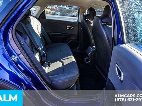 Used 2025 Kia K4 LXS image 22