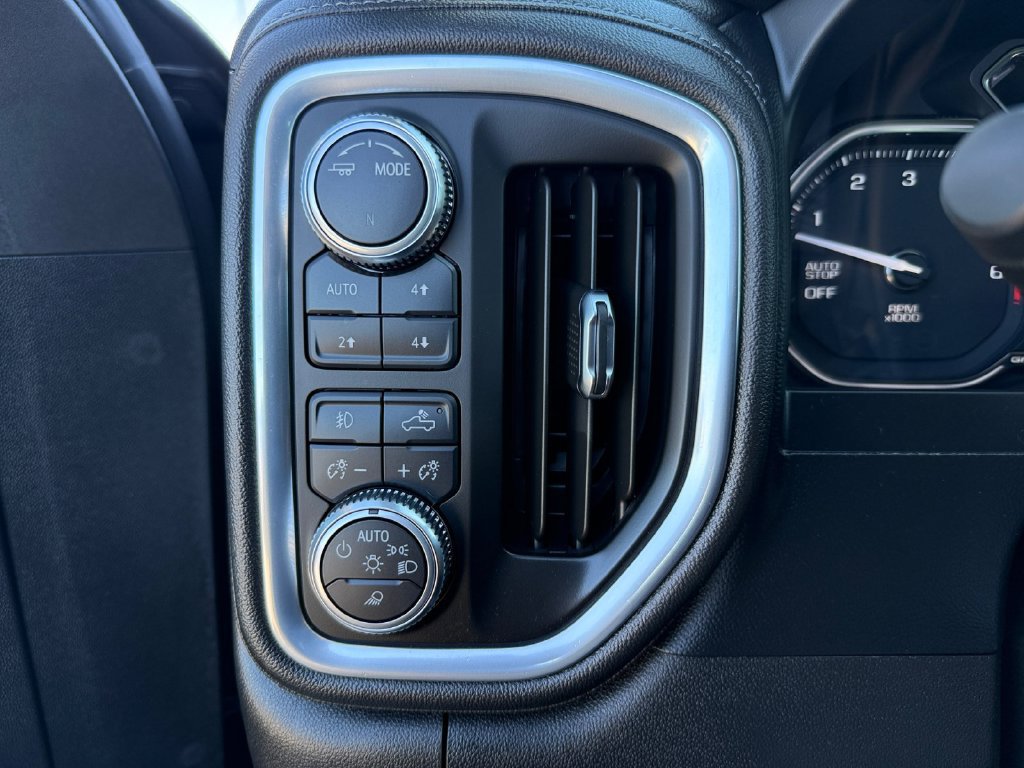 Used 2021 GMC Sierra 1500 Denali AWD/4WD image 25