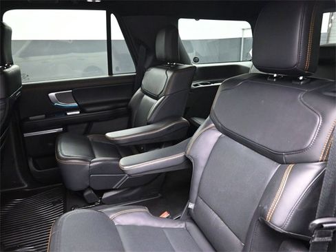 Used 2025 Ford Expedition Tremor image 17