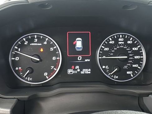Certified 2025 Subaru Crosstrek 2.0i Premium image 23