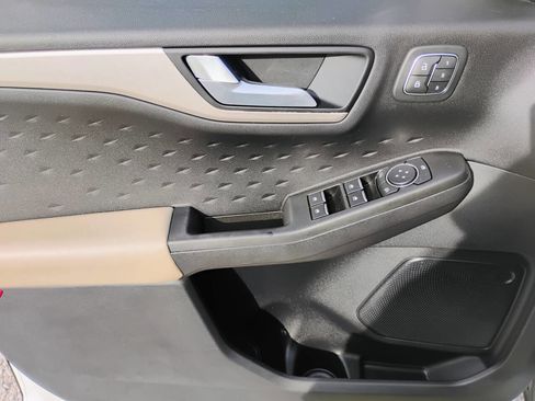 Used 2020 Ford Escape SEL FWD image 20