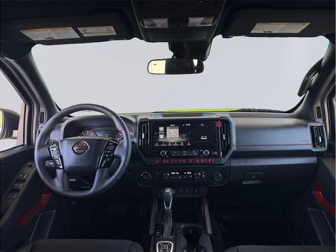 Used 2026 Nissan Frontier PRO-4X w/ Tow Package AWD/4WD image 23