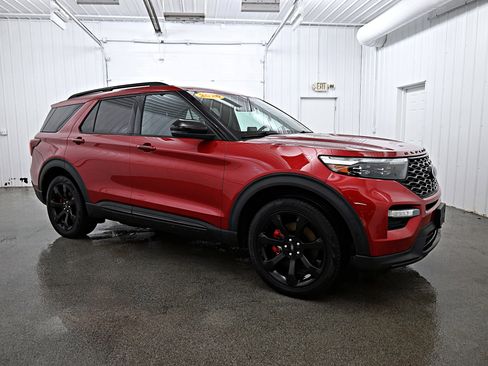 Used 2020 Ford Explorer ST w/ ST Street Pack image 3