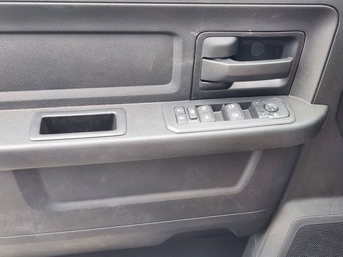 New 2026 RAM 2500 Tradesman w/ Chrome Appearance Group AWD/4WD image 20