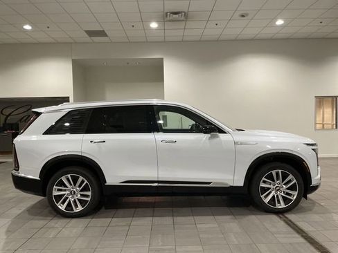 New 2026 Cadillac Vistiq Luxury image 7