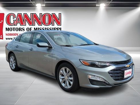 Used 2024 Chevrolet Malibu LT FWD image 3