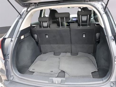 Used 2018 Honda HR-V LX image 17