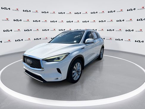Used 2019 INFINITI QX50 Luxe image 4