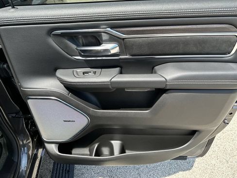 New 2026 RAM 1500 Laramie AWD/4WD image 17