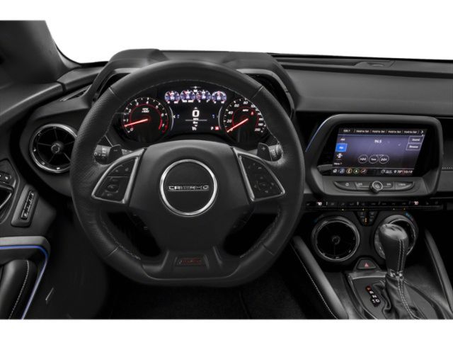 Used 2020 Chevrolet Camaro SS RWD image 4