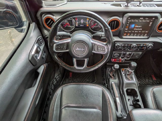 Used 2022 Jeep Gladiator Mojave w/ Cold Weather Group AWD/4WD image 18