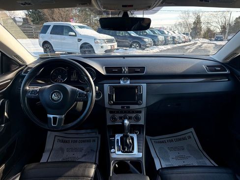 Used 2017 Volkswagen CC Sport image 25