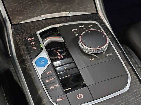 Used 2023 BMW i4 eDrive35 RWD image 18