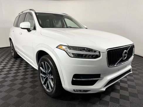 Used 2019 Volvo XC90 T5 Momentum AWD/4WD image 5