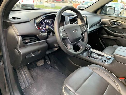 Certified 2023 Chevrolet Traverse Premier w/ Redline Edition image 10