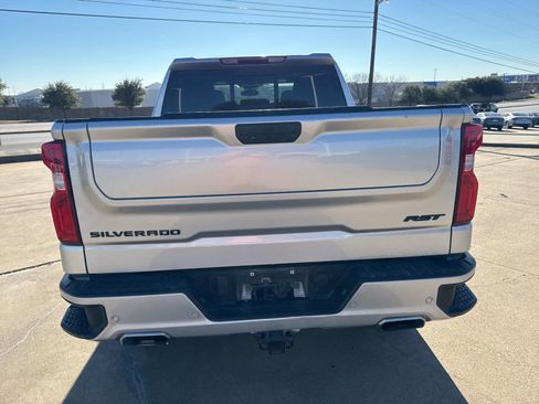 Used 2022 Chevrolet Silverado 1500 RST image 6