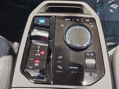 New 2026 BMW iX xDrive45 w/ M Sport Package image 18