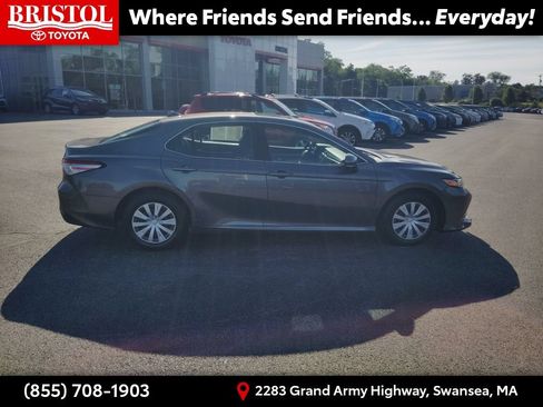Used 2018 Toyota Camry LE w/ Audio Package FWD image 8