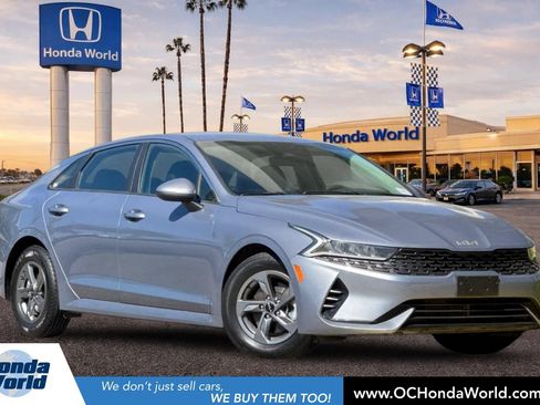 Used 2022 Kia K5 LXS FWD image 1