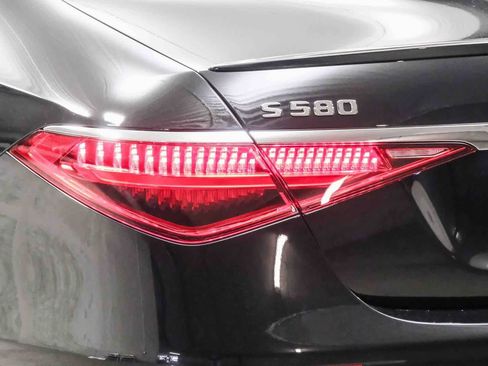 Used 2026 Mercedes-Benz S 580 4MATIC Sedan image 7